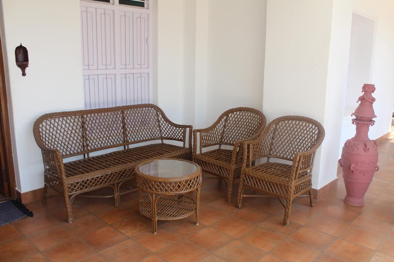 Rams Inn Thanjavur Exteriör bild