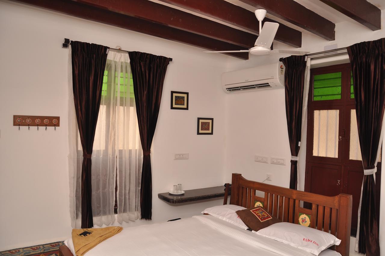 Rams Inn Thanjavur Exteriör bild